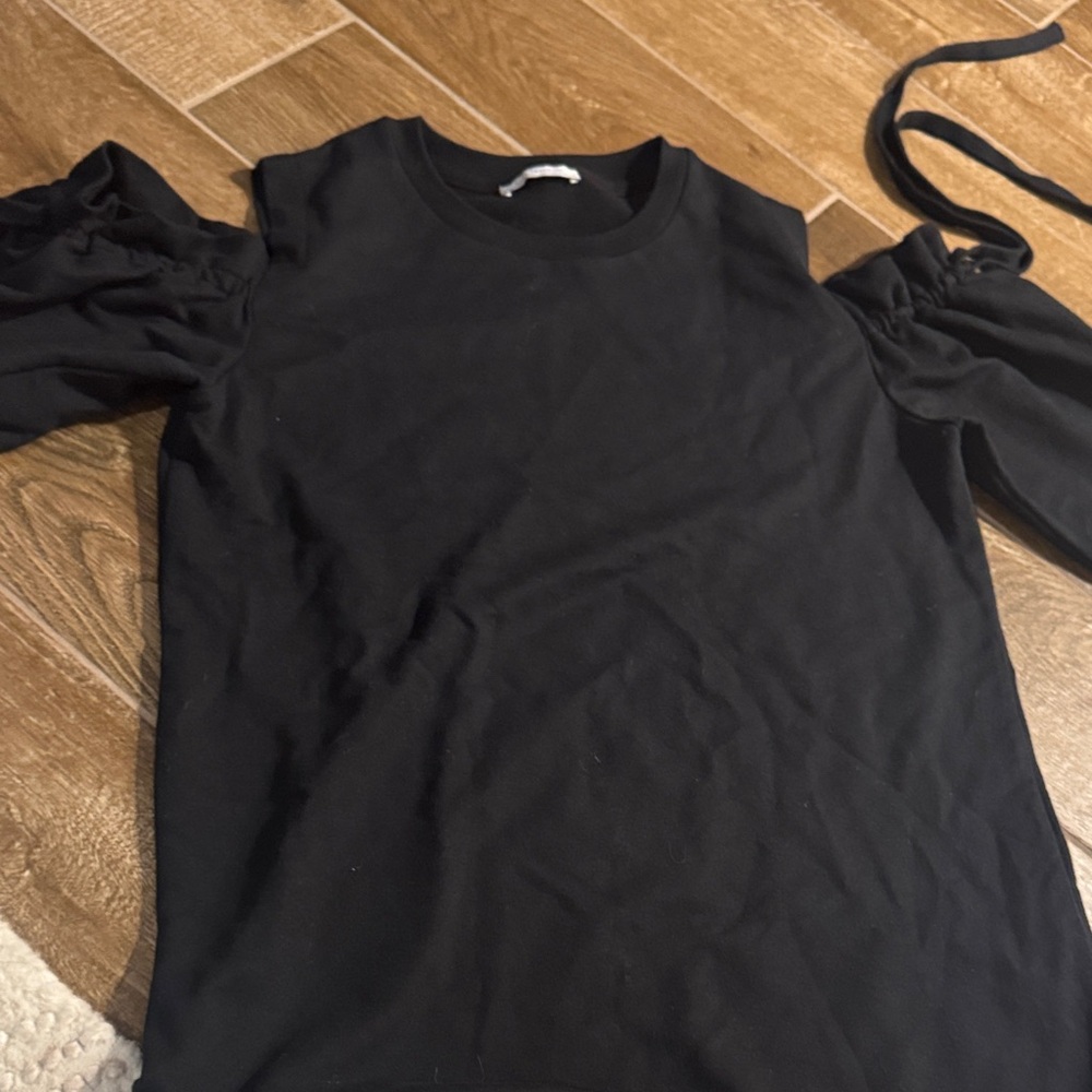 Zara Black Ruched Sleeve Sweater